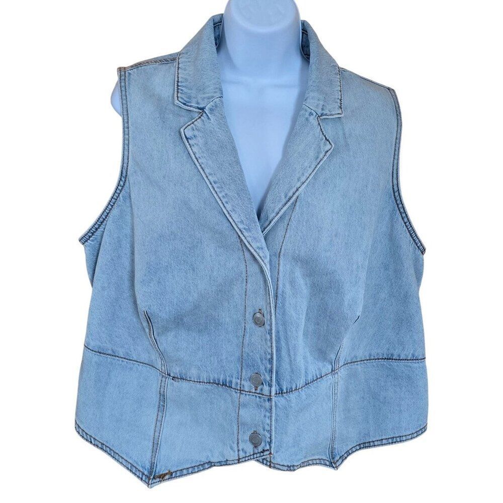 Light Wash Denim Vest Snap Button Closure cottagecore boho casual